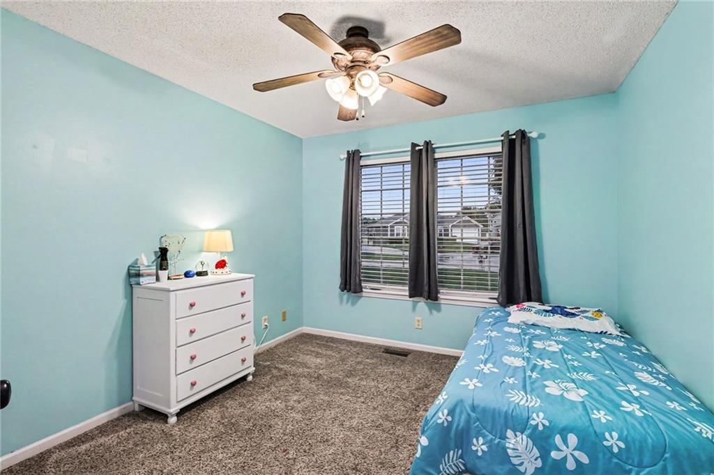 16906 Meadow Creek Court — photo 22