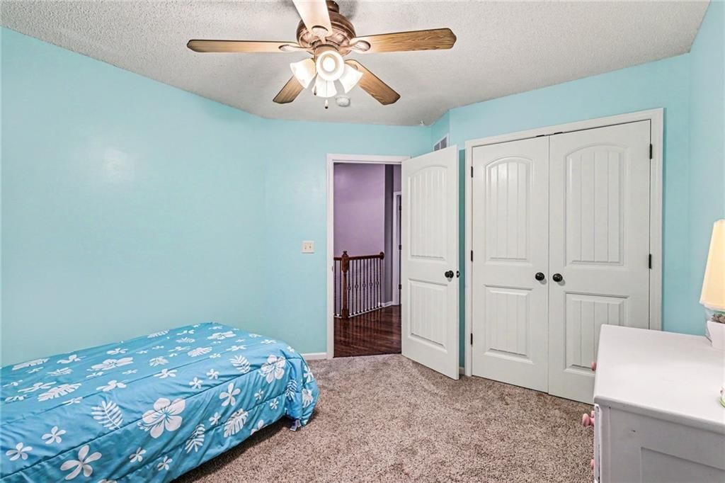 16906 Meadow Creek Court — photo 23