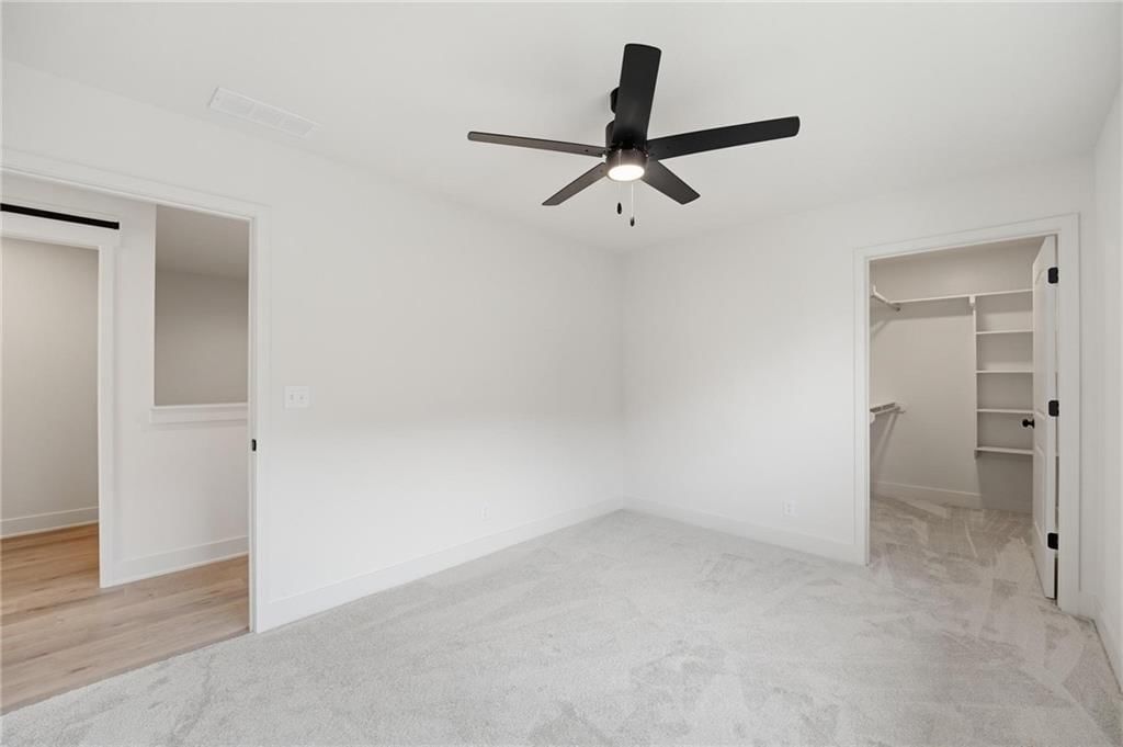 210 NW Orchard Court — photo 17