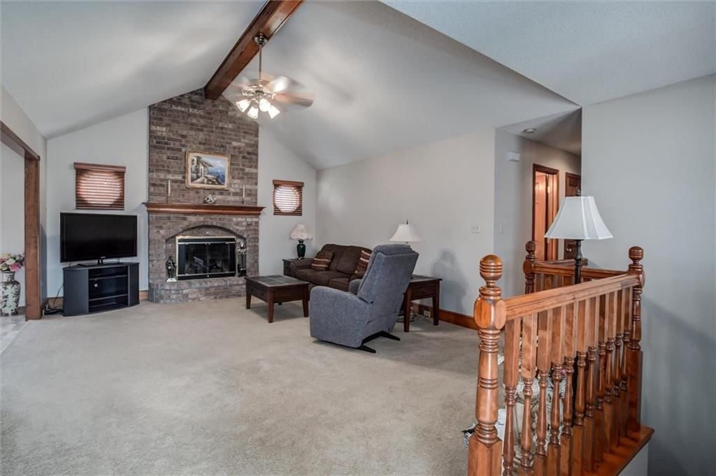 3401 Gateway Drive — photo 4