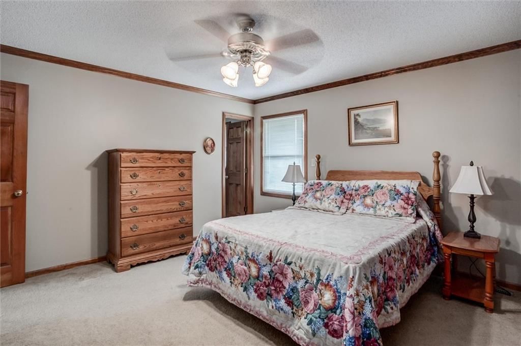 3401 Gateway Drive — photo 16