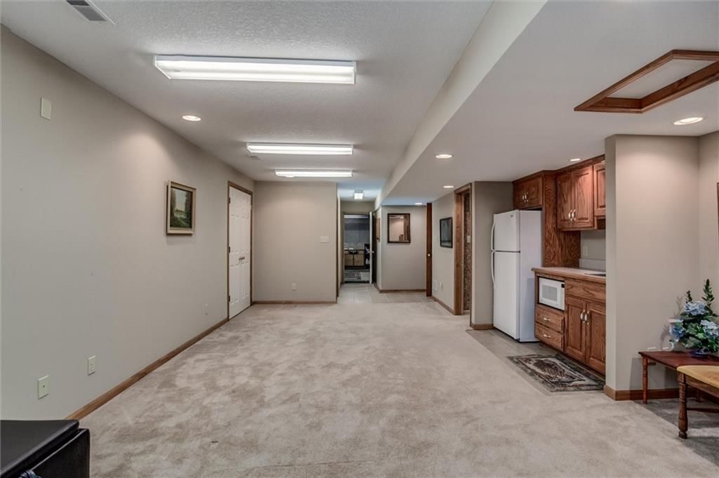 3401 Gateway Drive — photo 20