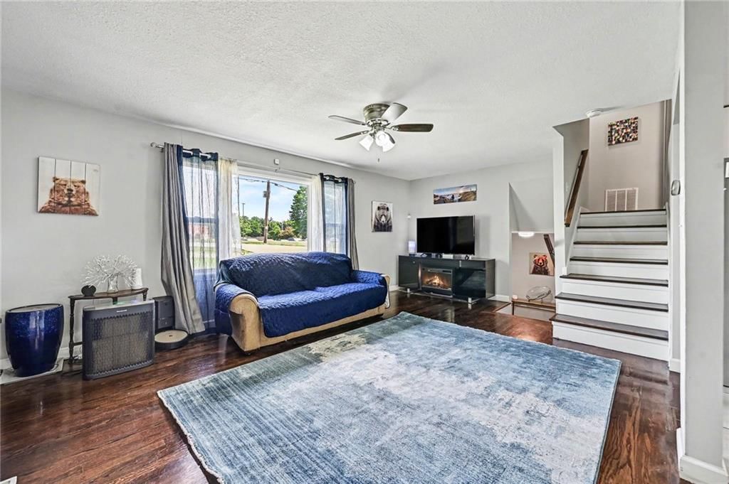 13 NW Englewood Court — photo 5