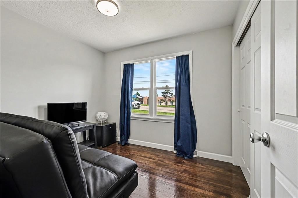 13 NW Englewood Court — photo 14