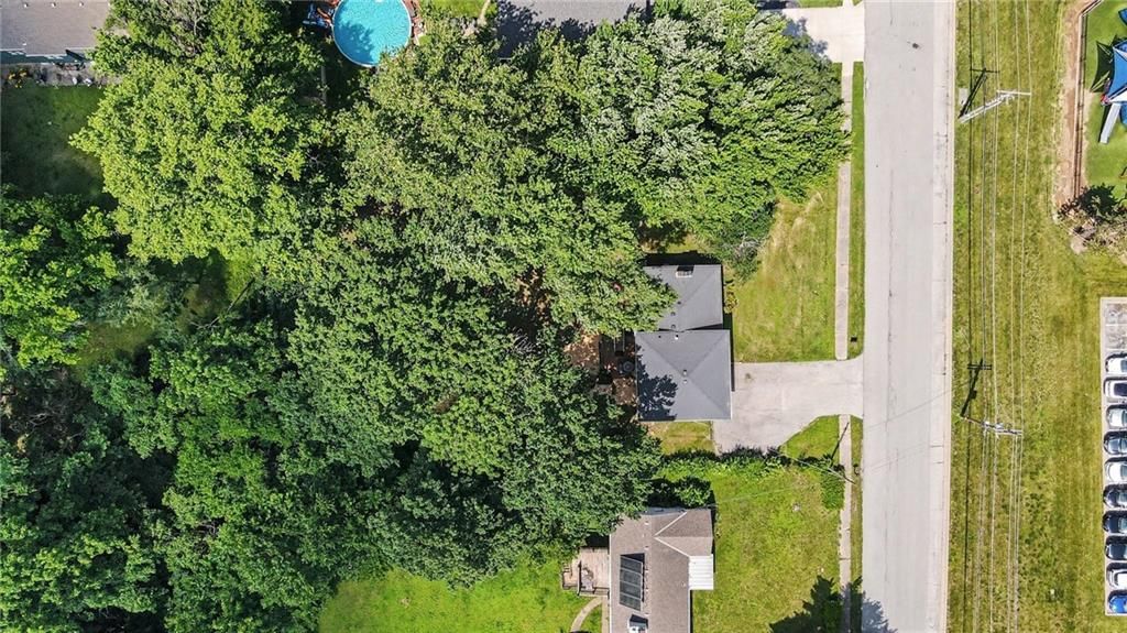 13 NW Englewood Court — photo 28