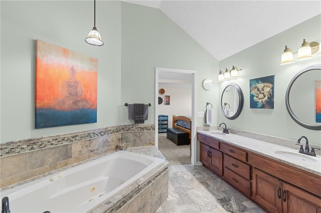 5901 NW Liston Court — photo 26