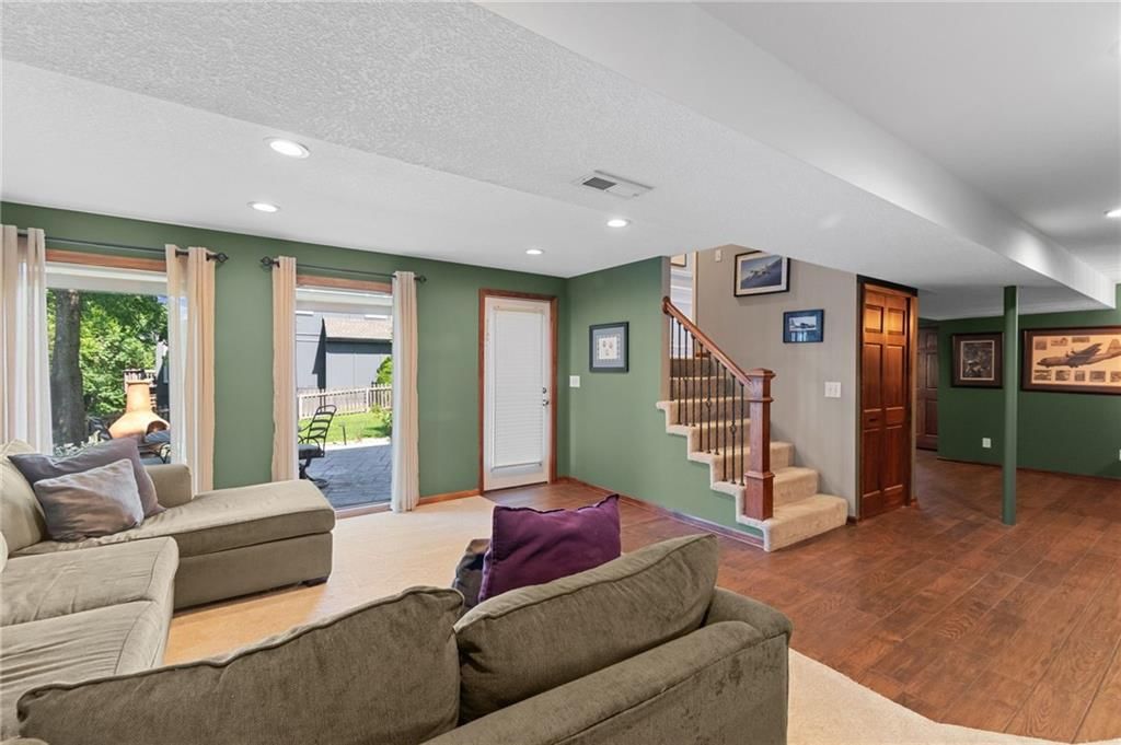 5901 NW Liston Court — photo 35