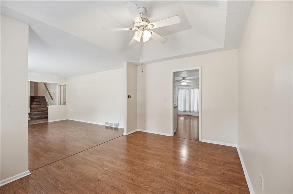 10230 Oakmont Circle — photo 15