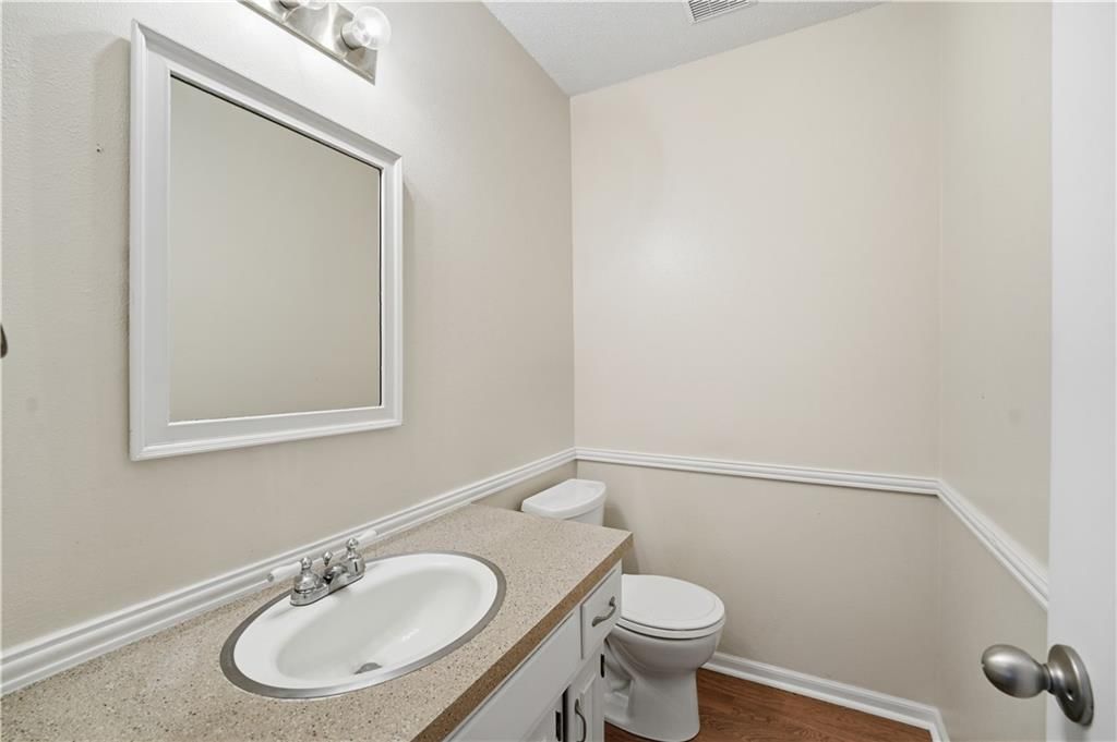 10230 Oakmont Circle — photo 22