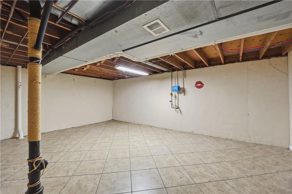 10230 Oakmont Circle — photo 37