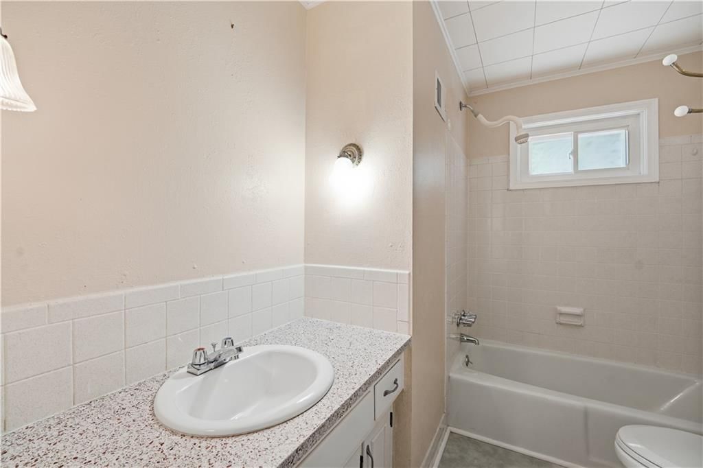 10230 Oakmont Circle — photo 45