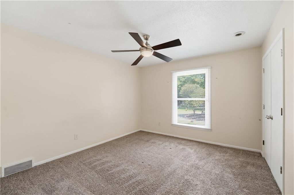 10230 Oakmont Circle — photo 46