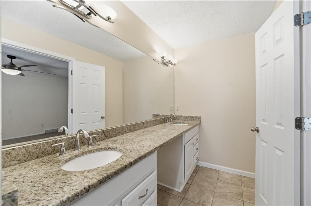 10230 Oakmont Circle — photo 52