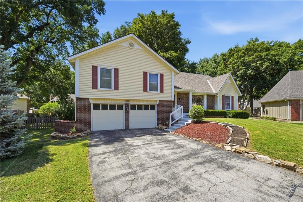 10230 Oakmont Circle — photo 57