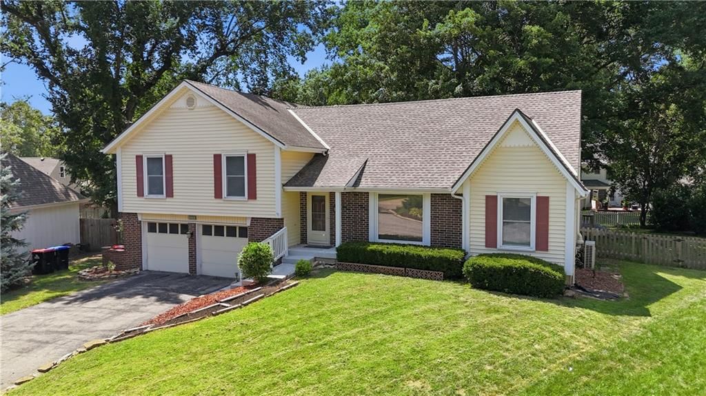 10230 Oakmont Circle — photo 58
