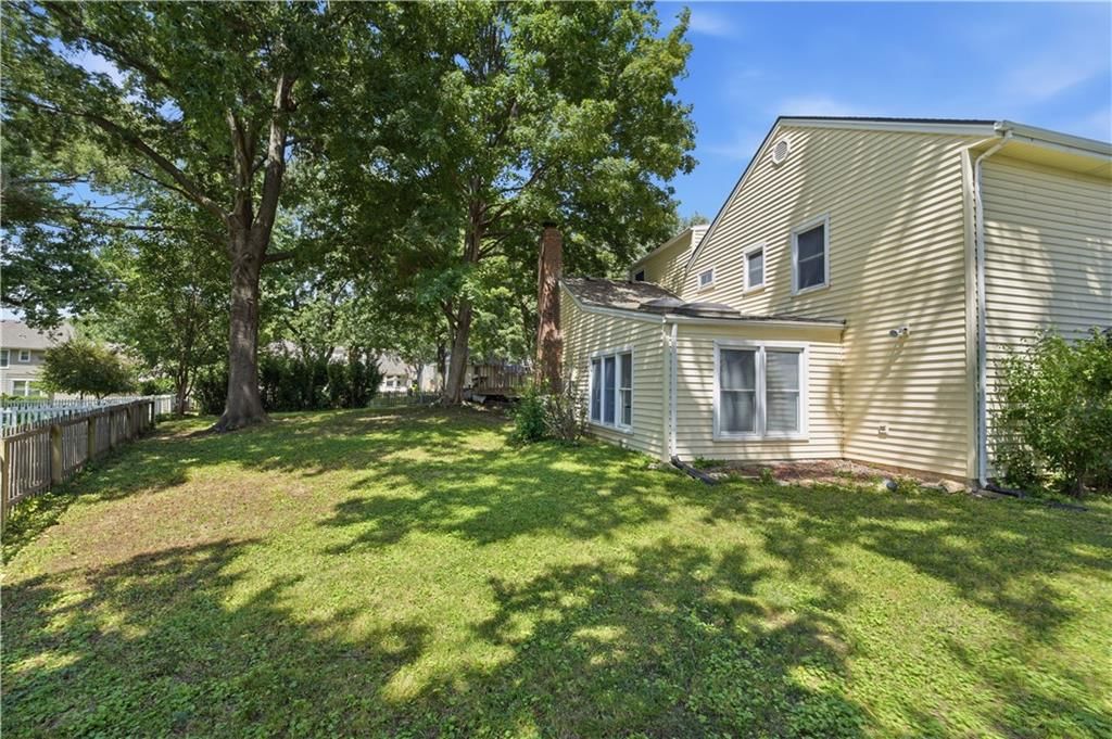 10230 Oakmont Circle — photo 59