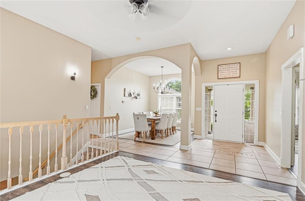 1305 SW Graystone Circle — photo 3