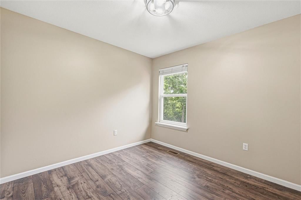 1305 SW Graystone Circle — photo 14