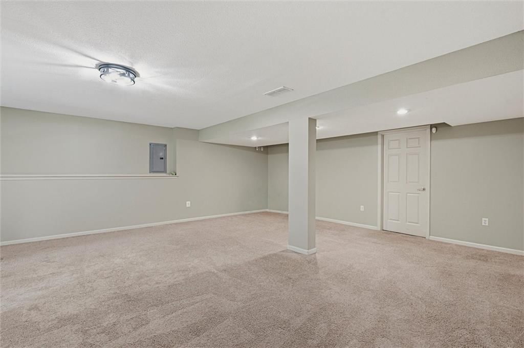 1305 SW Graystone Circle — photo 23