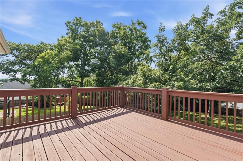 1305 SW Graystone Circle — photo 30