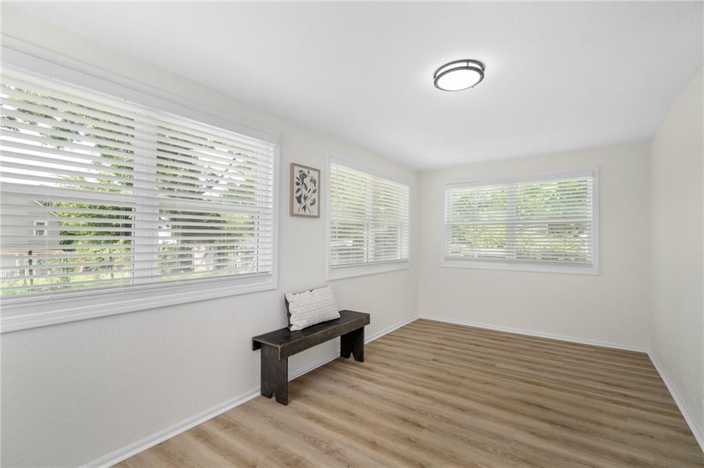 1227 Garfield Avenue — photo 28