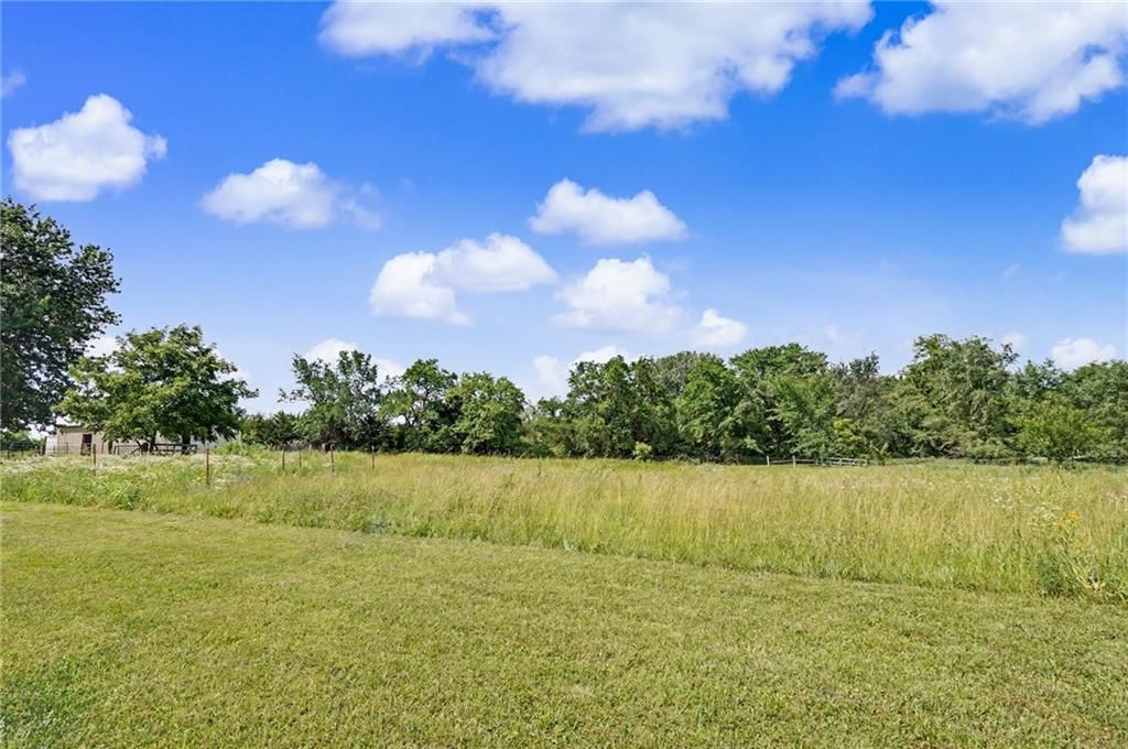 1748 E 800th Road — photo 39
