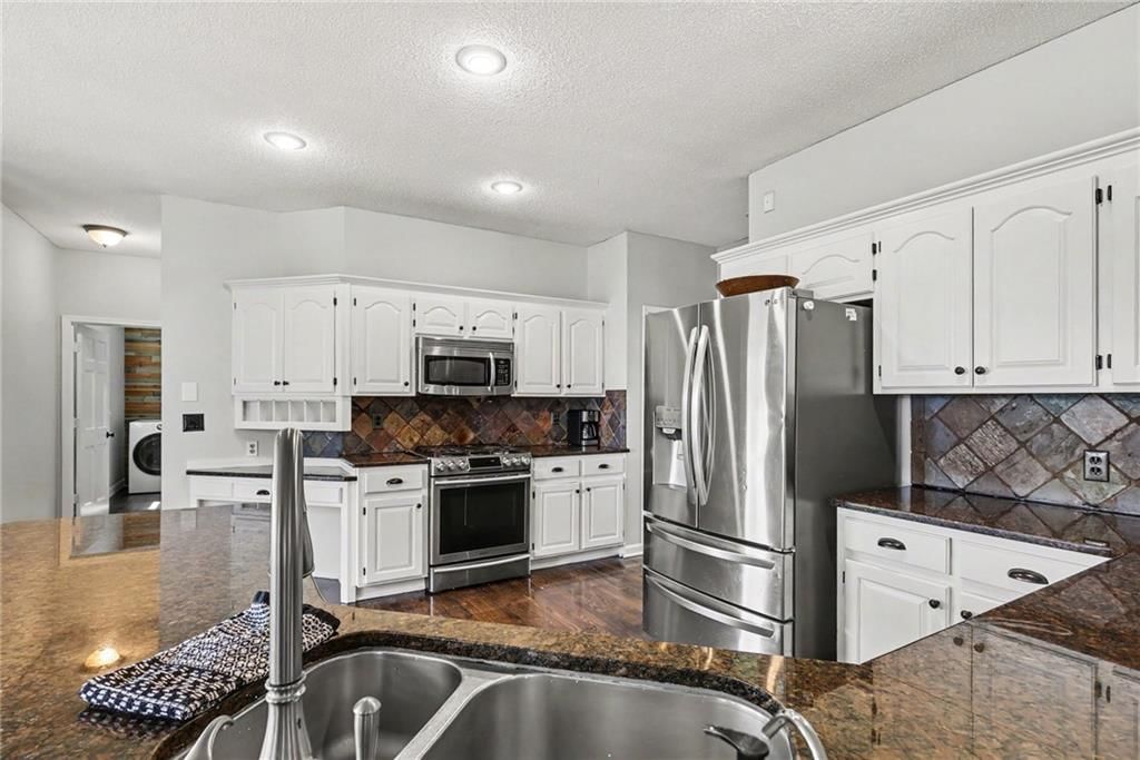 11441 S Rene Street — photo 13