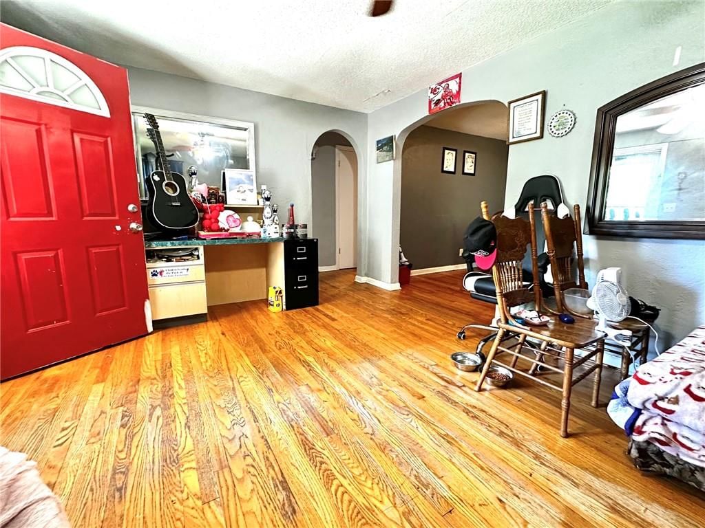 4322 Oakland Avenue — photo 5