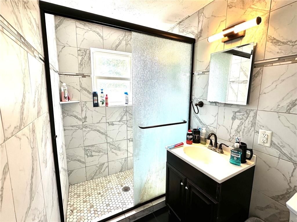 4322 Oakland Avenue — photo 7
