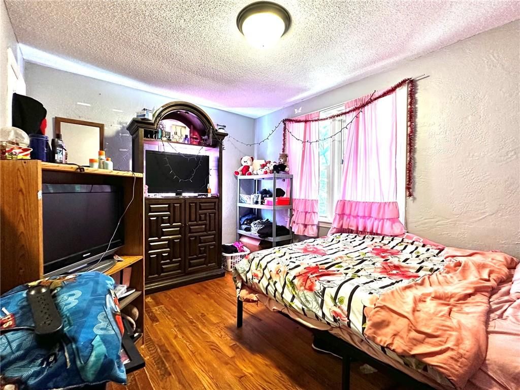 4322 Oakland Avenue — photo 13
