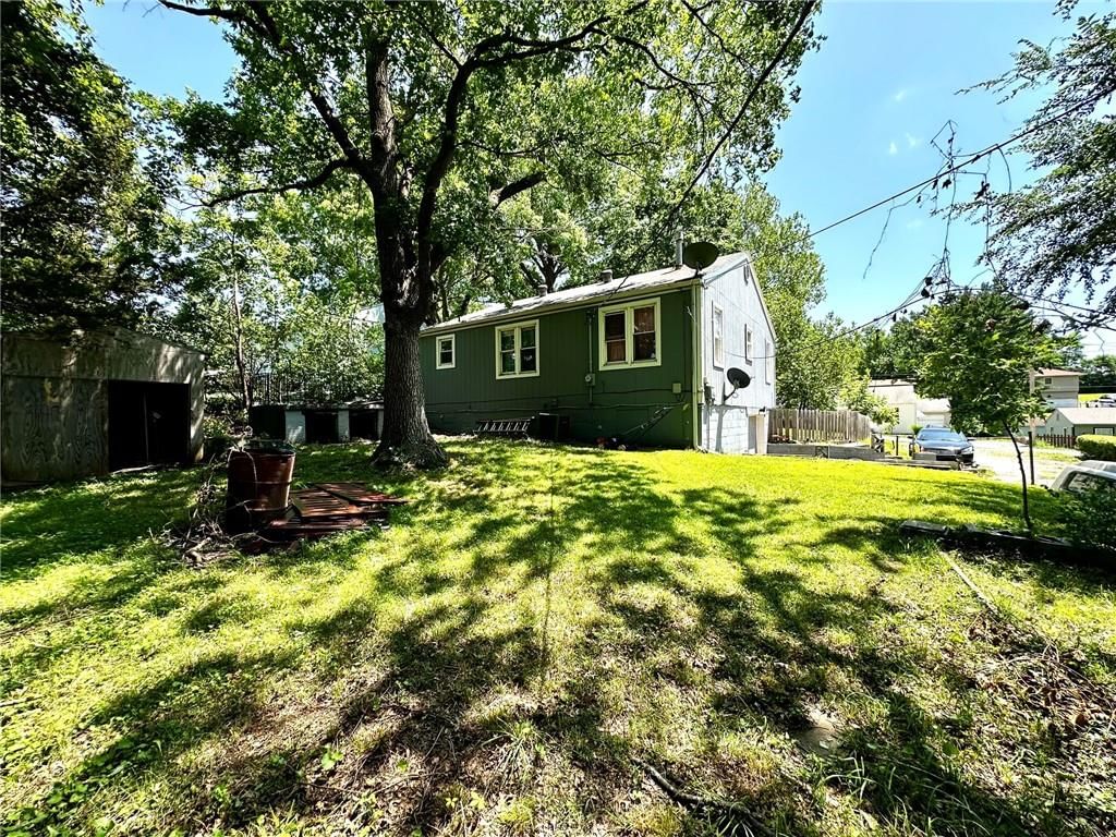 4322 Oakland Avenue — photo 15