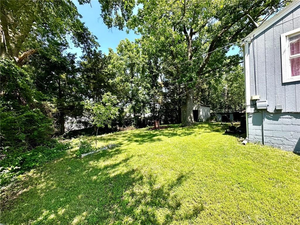 4322 Oakland Avenue — photo 16