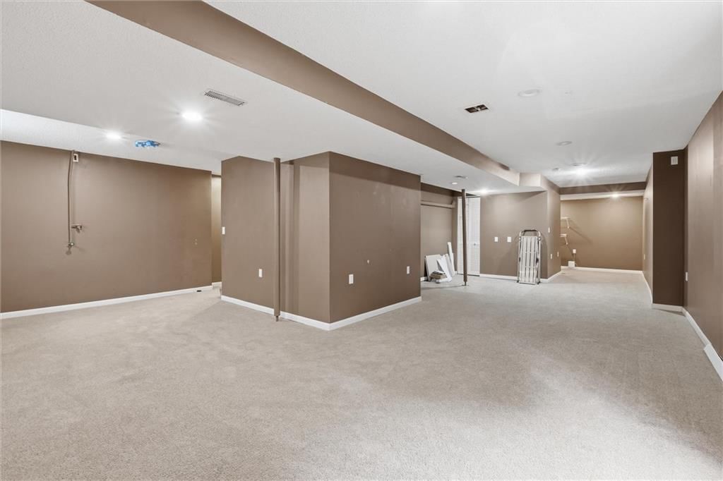 1044 N Troost Avenue — photo 24
