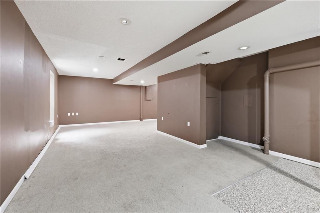 1044 N Troost Avenue — photo 25
