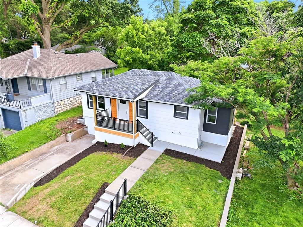 3241 W 42nd Avenue — photo 43