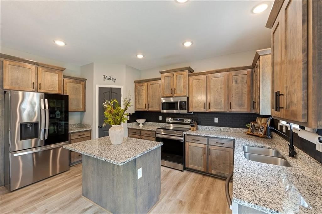 1203 SW Burns Circle — photo 9