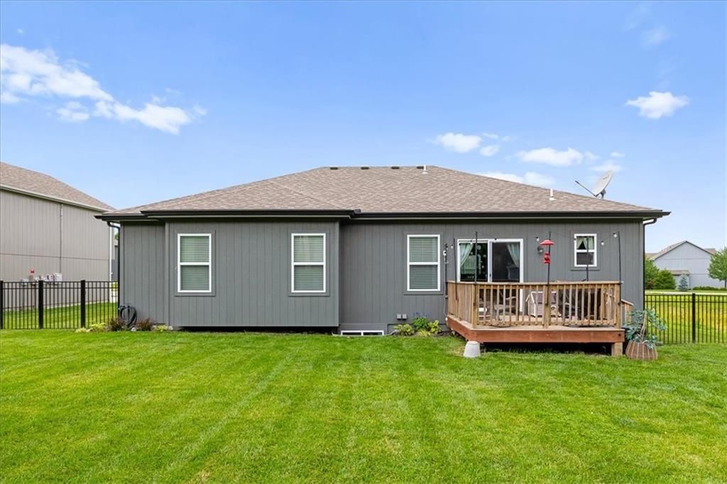 1203 SW Burns Circle — photo 25