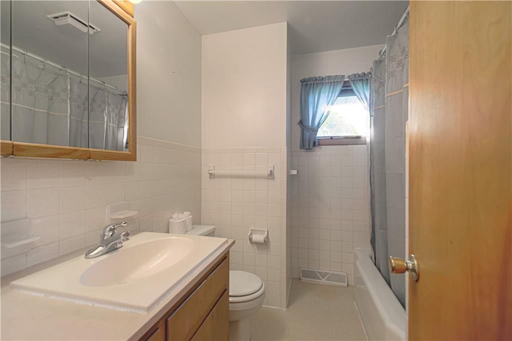 6313 N Michigan Avenue — photo 16