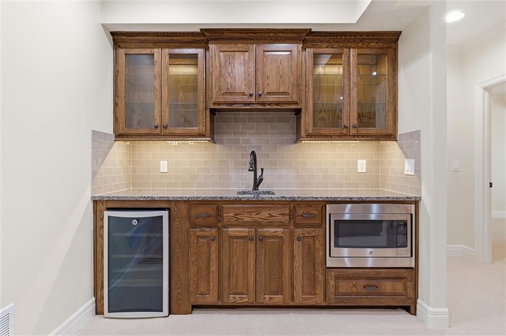 8430 N Donnelly Court — photo 24