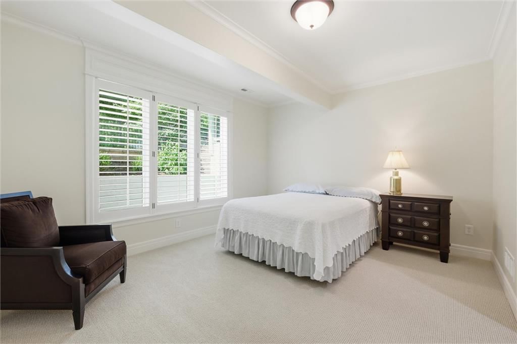 8430 N Donnelly Court — photo 32