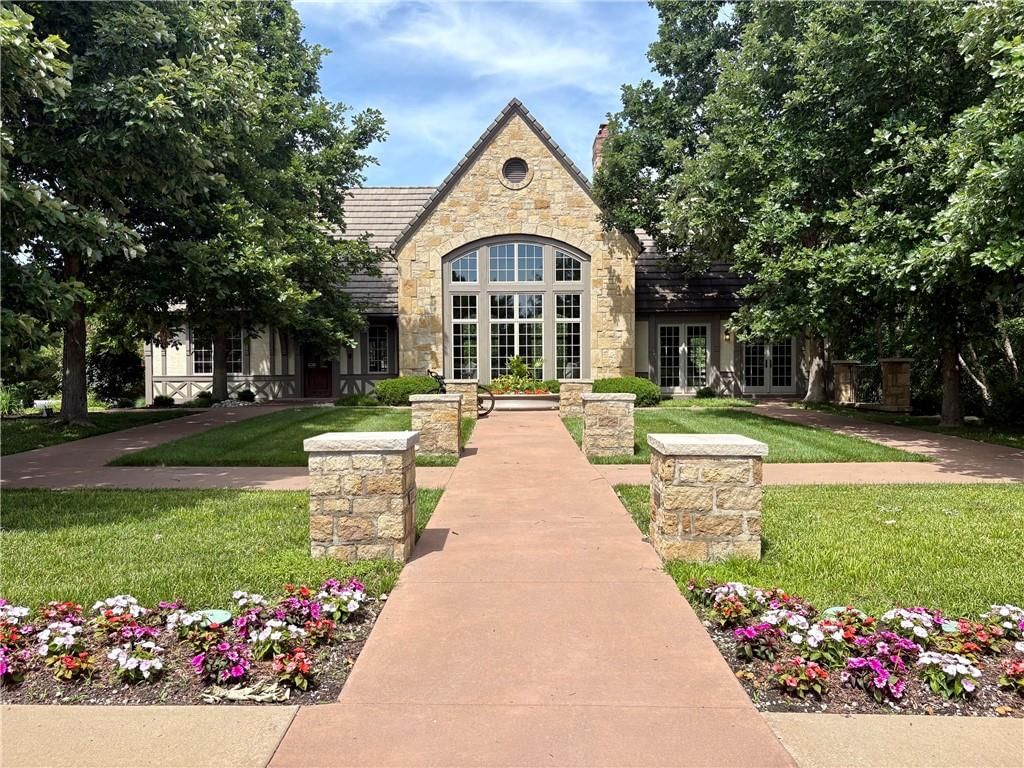 8430 N Donnelly Court — photo 49