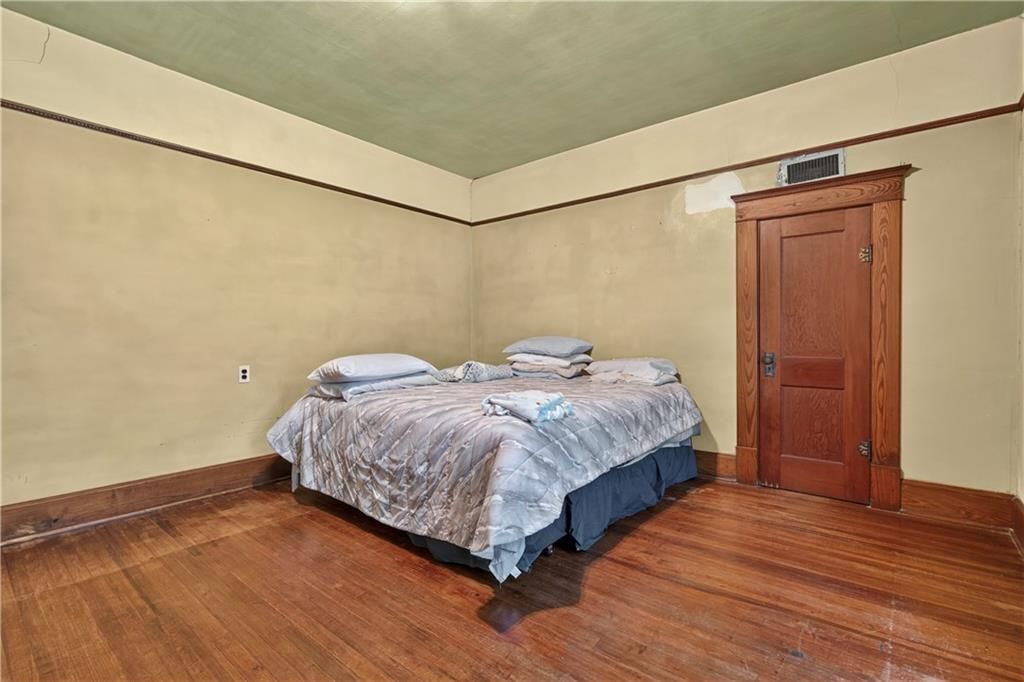 406 N Center Avenue — photo 31