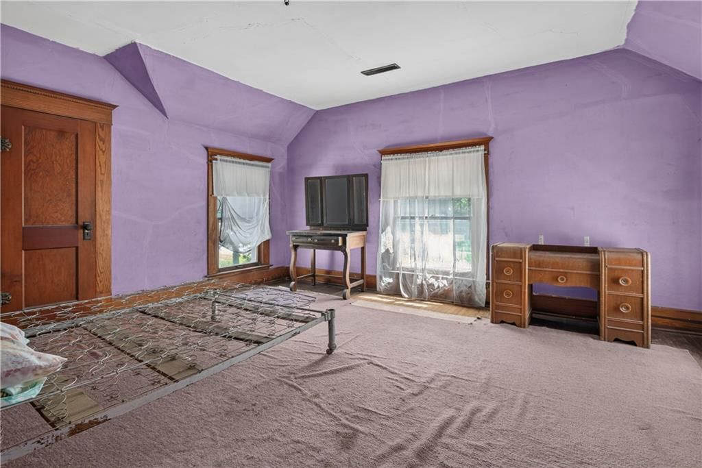 406 N Center Avenue — photo 43
