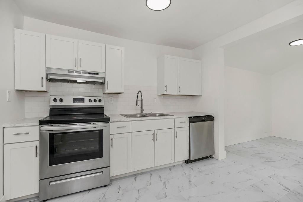 5201 NE 45th Terrace — photo 7