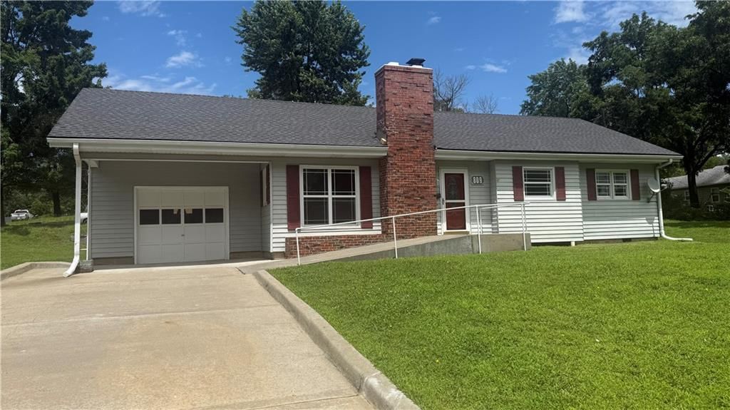 809 Anderson Street, Warrensburg, MO