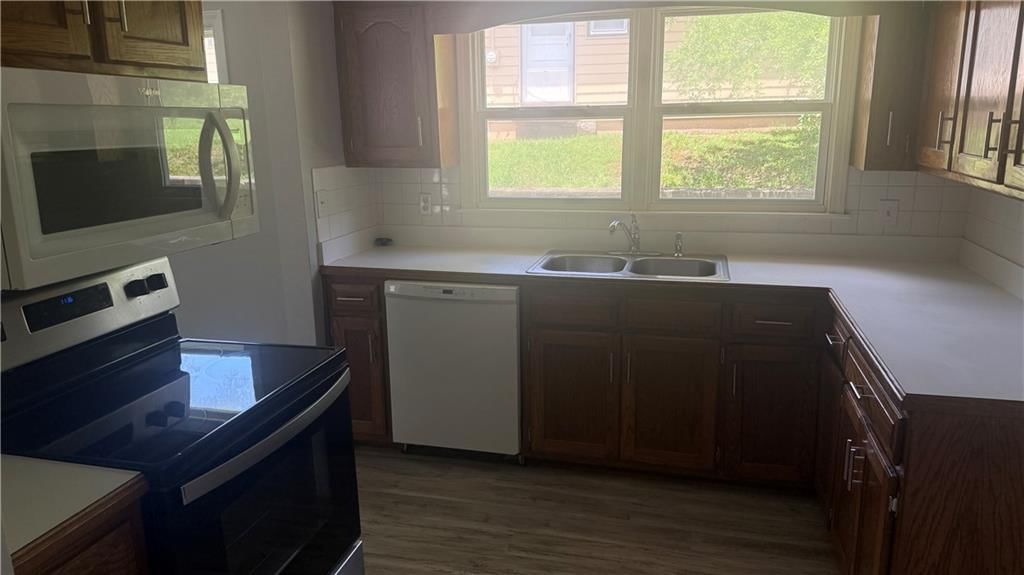 809 Anderson Street — photo 8