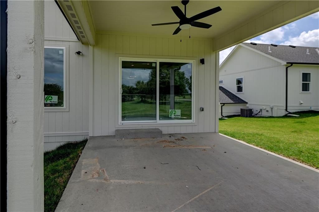 6400 NW 98th Street — photo 11