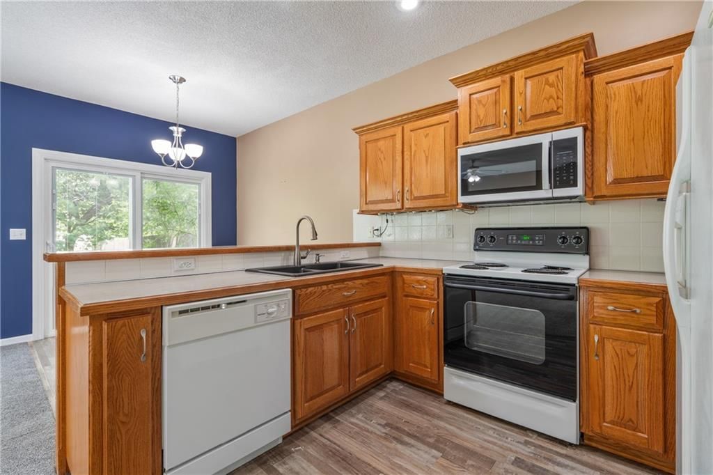 18528 Cherry Court — photo 10