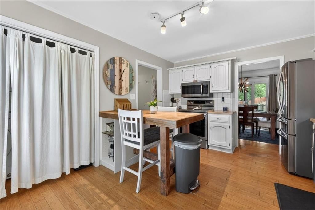213 NE Country Lane Court — photo 19