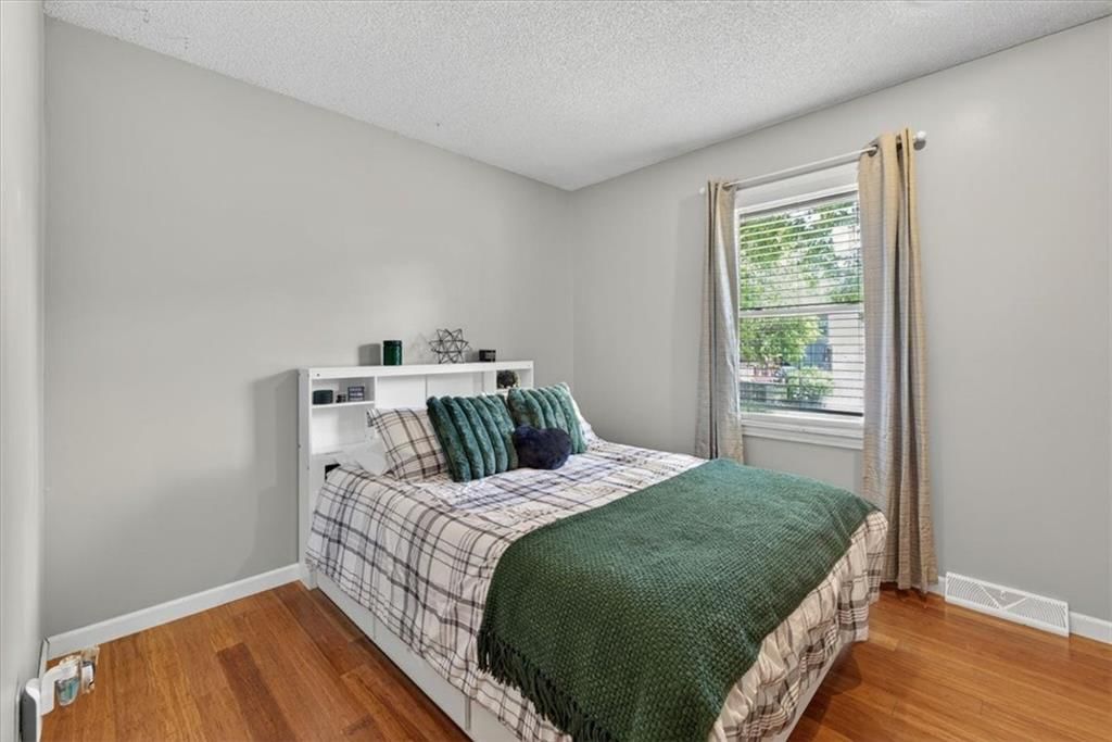 213 NE Country Lane Court — photo 27